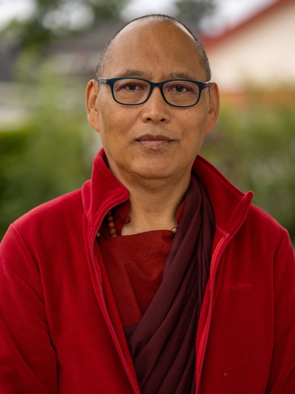 Lama Changchub Tsering
